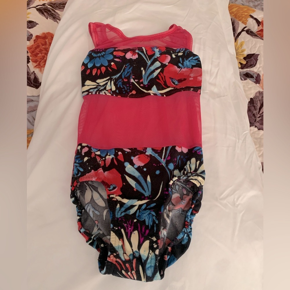 Girls Leotard sz 5/6